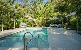 Casa Blanca Villas